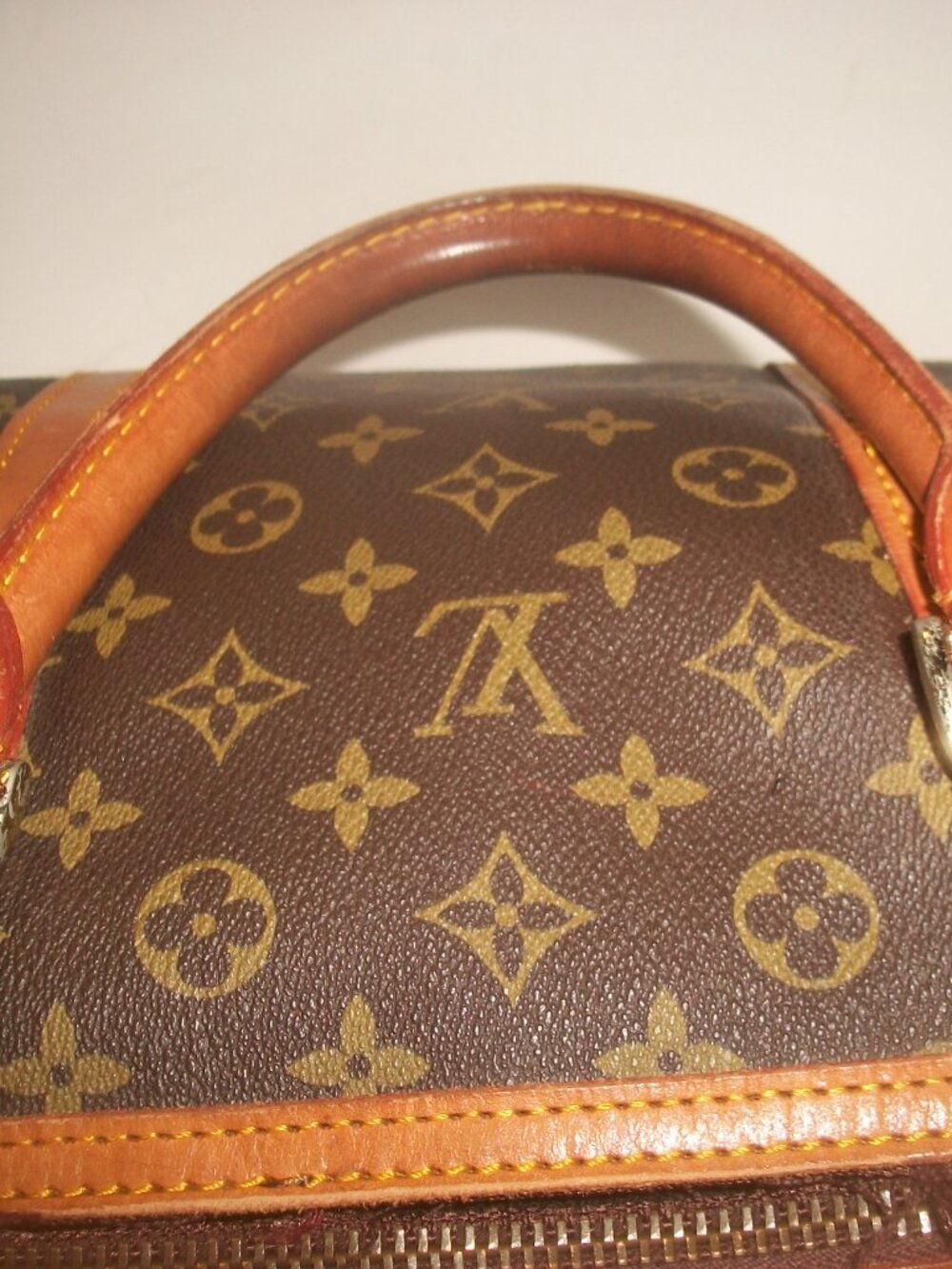 Large Top-Zip Vintage Hand-Held Monogram Duffel w Leather Trim & Handles NOT LV - Picture 14 of 16